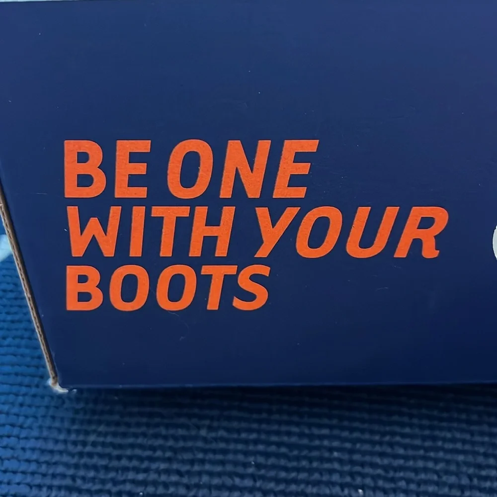 Boys NWT Lange Ski Boots Size 18.5 - Picture 9 of 9